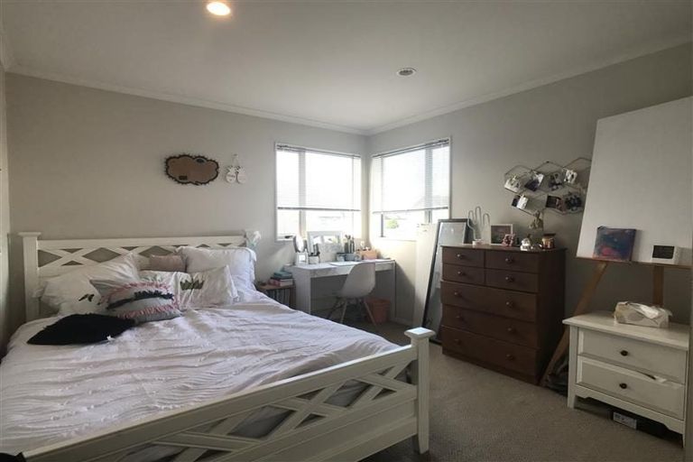 Photo of property in 6 Reefton Place, Flat Bush, Auckland, 2019