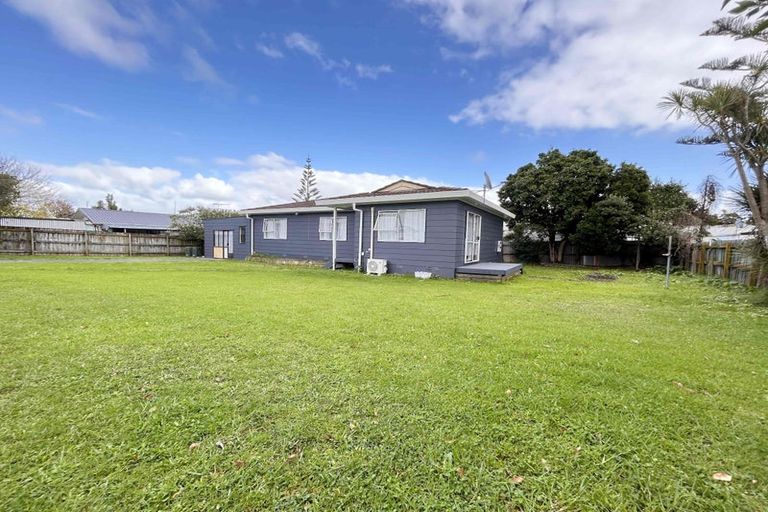 Photo of property in 21 Secretariat Place, Randwick Park, Auckland, 2105