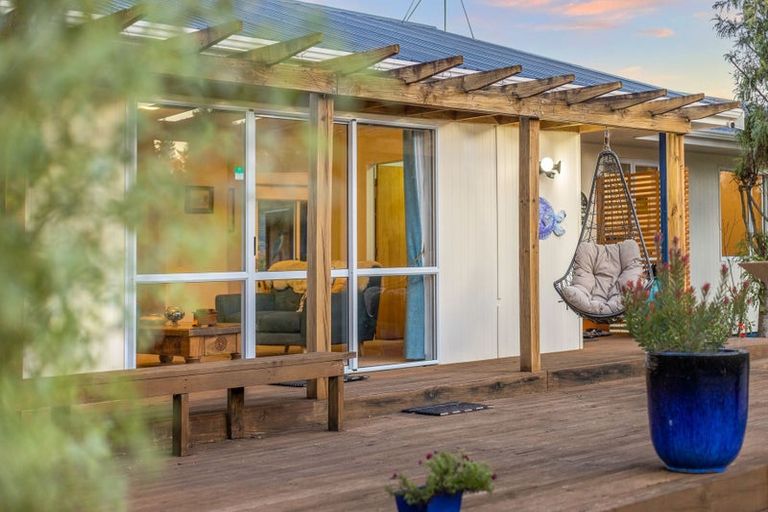 Photo of property in 149 Peka Peka Road, Peka Peka, Waikanae, 5391