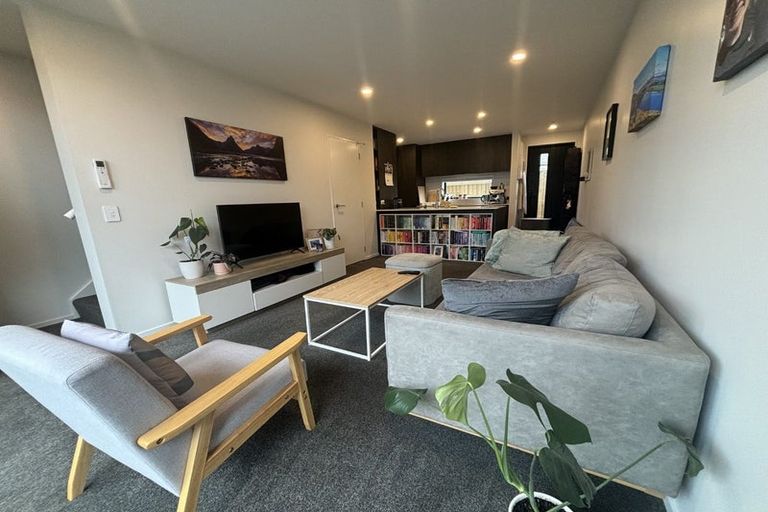 Photo of property in 8/323 Lincoln Road, Addington, Christchurch, 8024