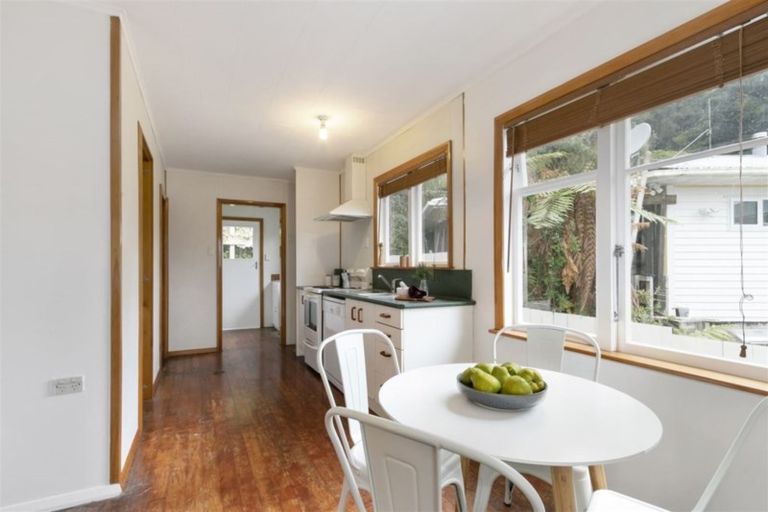 Photo of property in 47 Petrie Street, Wainuiomata, Lower Hutt, 5014