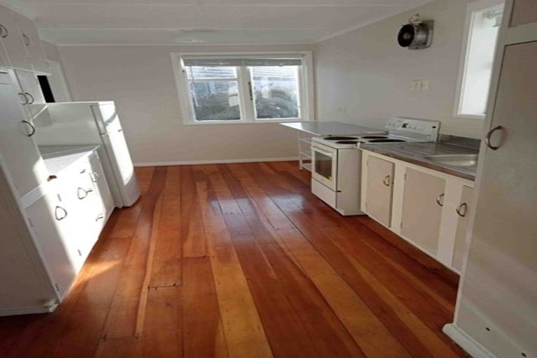 Photo of property in 70 Dimock Street, Titahi Bay, Porirua, 5022