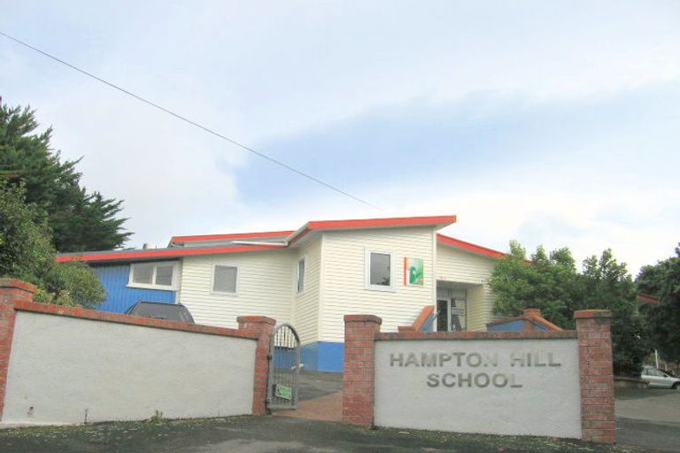 Photo of property in 2 Rimu Street, Tawa, Wellington, 5028