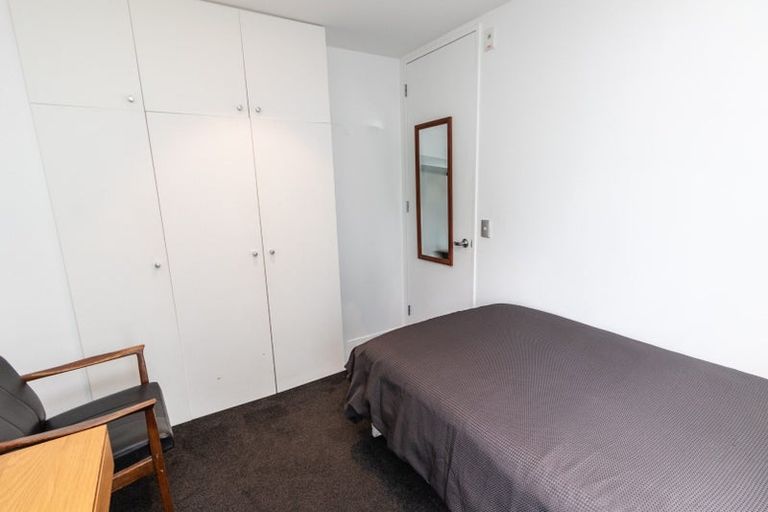 Photo of property in Portal Apartments, 5d/42 Cable Street, Te Aro, Wellington, 6011