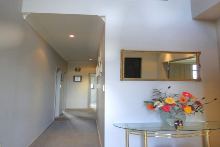 Photo of property in 22 Key West Drive, One Tree Point, 0118