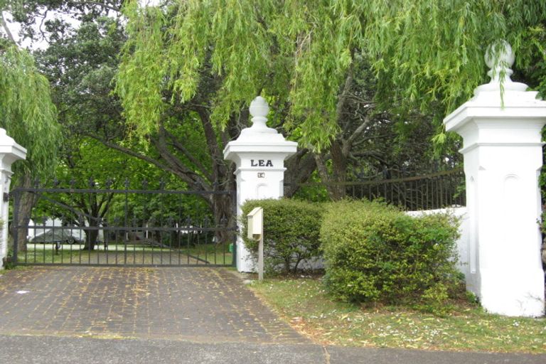 Photo of property in 14 Ambury Road, Mangere Bridge, Auckland, 2022