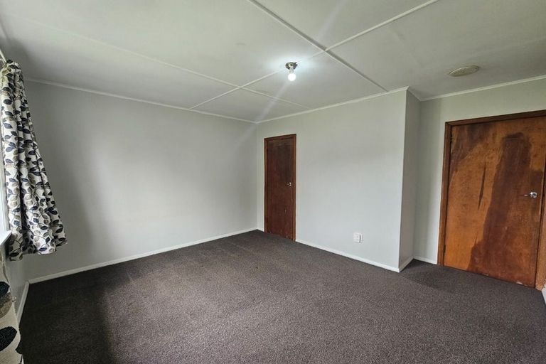 Photo of property in 59 Bell Street, Tawa, Wellington, 5028