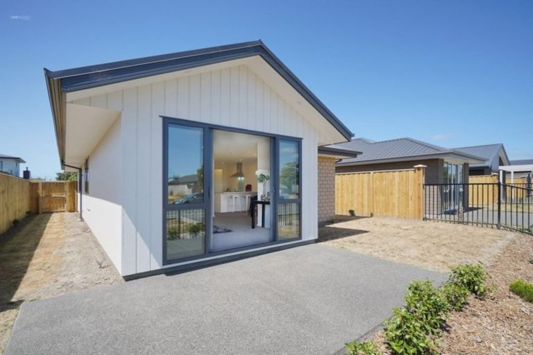 Photo of property in 49 Pegasus Boulevard, Pegasus, 7612