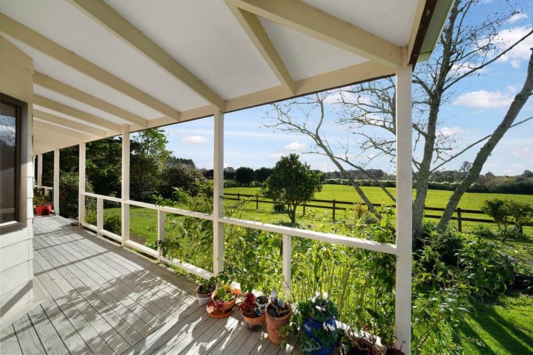 Photo of property in 40 Brookvale Lane, Taupaki, Henderson, 0782