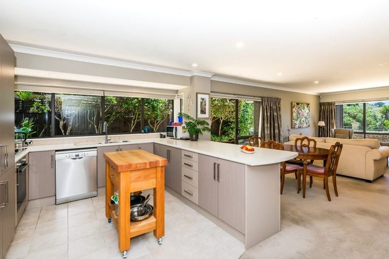 Photo of property in 5 Jade Lane, Paraparaumu, 5032