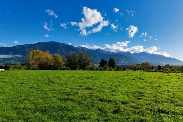 Photo of property in 386 Mount Fyffe Road, Kaikoura Flat, Kaikoura, 7371