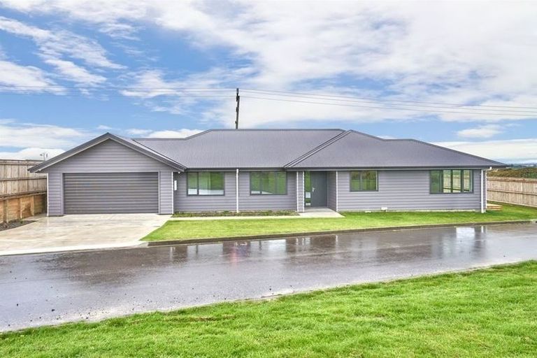 Photo of property in 33 Silicon Way, Fitzherbert, Palmerston North, 4410
