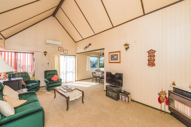 Photo of property in 9 Kawatiri Avenue, Gonville, Whanganui, 4501