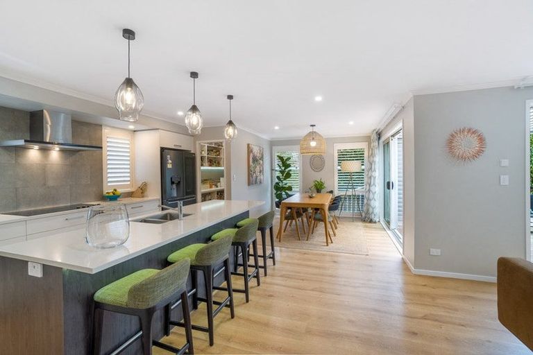 Photo of property in 48a Amorino Drive, Red Beach, 0932