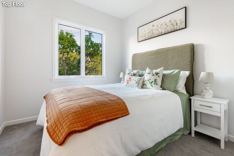 Photo of property in 158 Hutchinson Avenue, New Lynn, Auckland, 0600