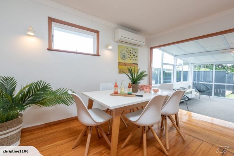 Photo of property in 51 Aorangi Road, Paraparaumu, 5032