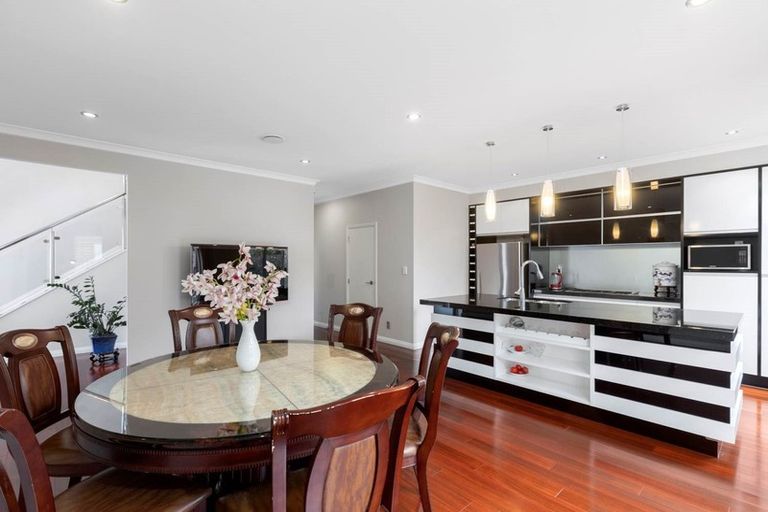 Photo of property in 37a Dominion Street, Takapuna, Auckland, 0622