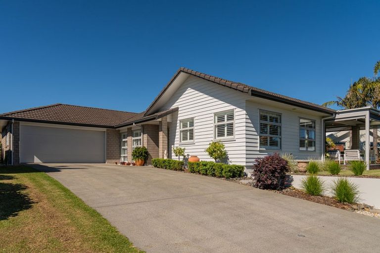 Photo of property in 32 Aquila Drive, Whitianga, 3510