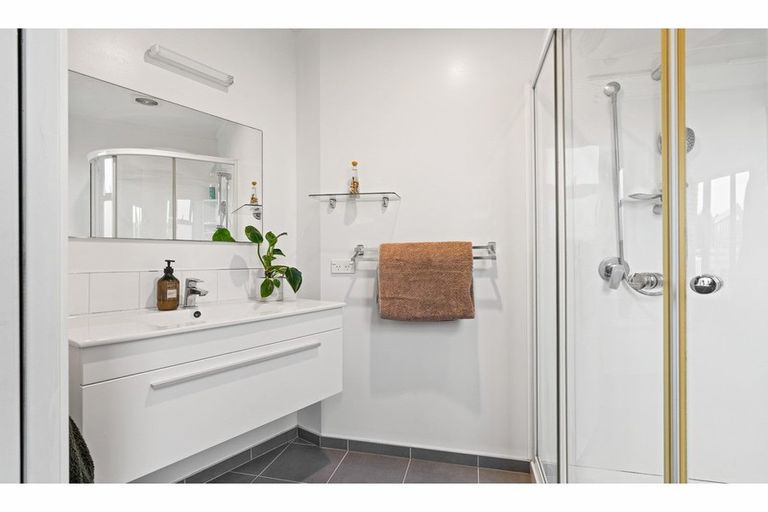 Photo of property in 2 Beachcomber Road, Mangawhai Heads, Mangawhai, 0505