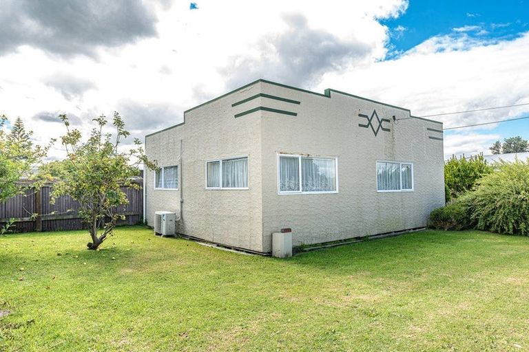 Photo of property in 9 Ruapehu Street, Castlecliff, Whanganui, 4501