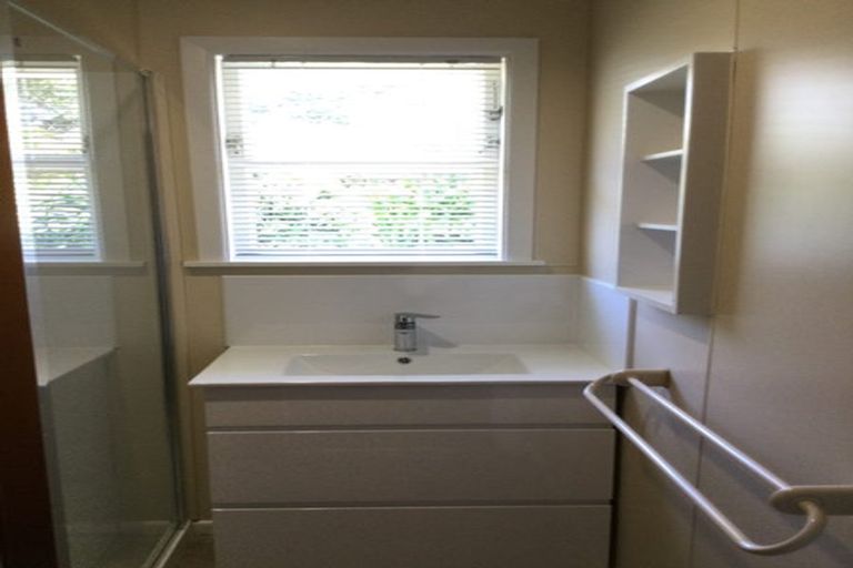 Photo of property in 40 Dowse Drive, Maungaraki, Lower Hutt, 5010