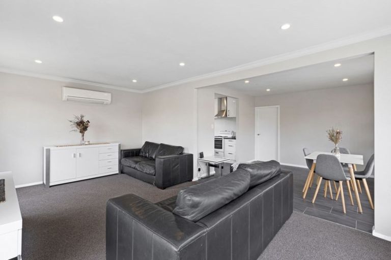 Photo of property in 11 Leo Street, Bishopdale, Christchurch, 8051
