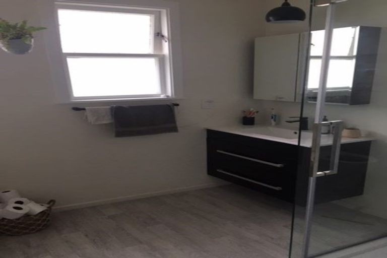 Photo of property in 19 Collett Street, Naenae, Lower Hutt, 5011