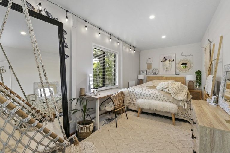 Photo of property in 85 Maungaraki Road, Korokoro, Lower Hutt, 5012