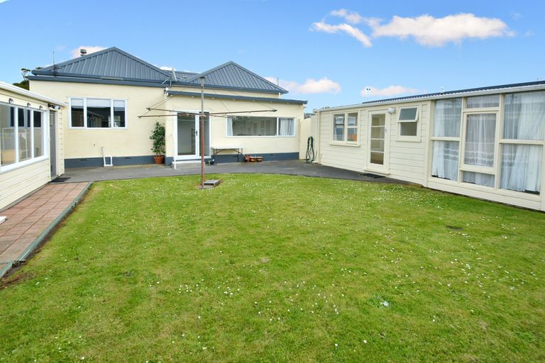 Photo of property in 5 Freyberg Street, Saint Kilda, Dunedin, 9012