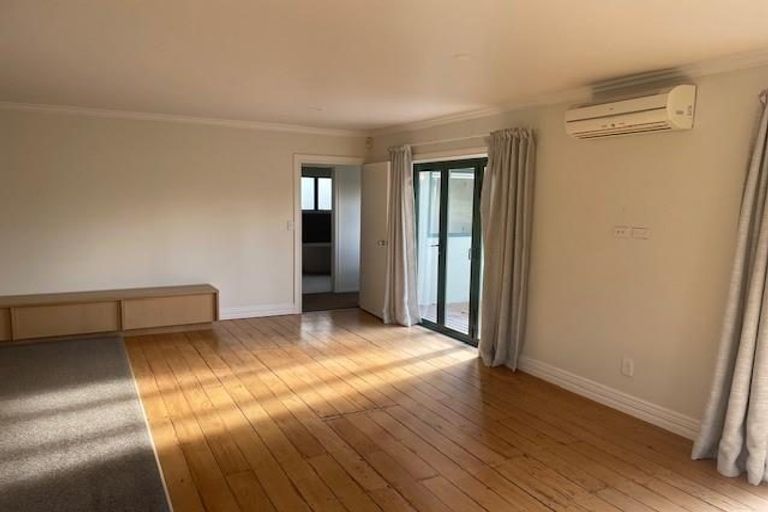 Photo of property in 348 Airfield Road, Ardmore, Papakura, 2582