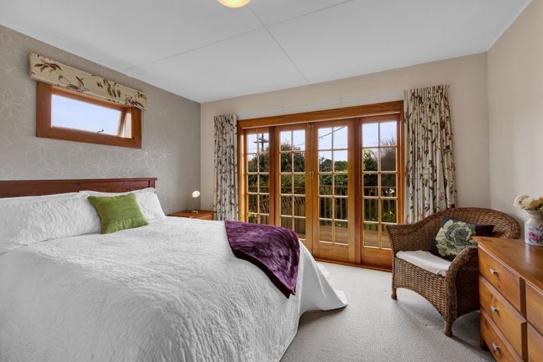 Photo of property in 13 Chilman Street, Strandon, New Plymouth, 4312