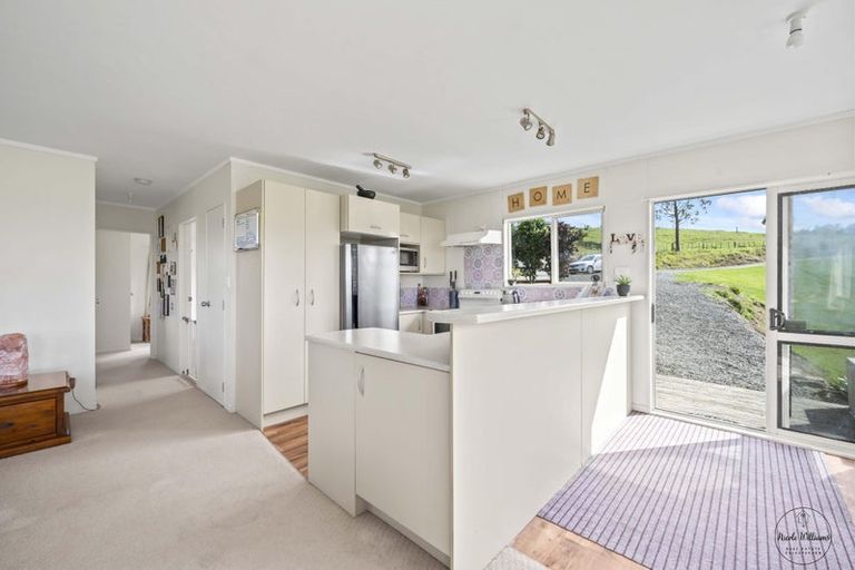 Photo of property in 134 Heatley Road, Whakapirau, Maungaturoto, 0583