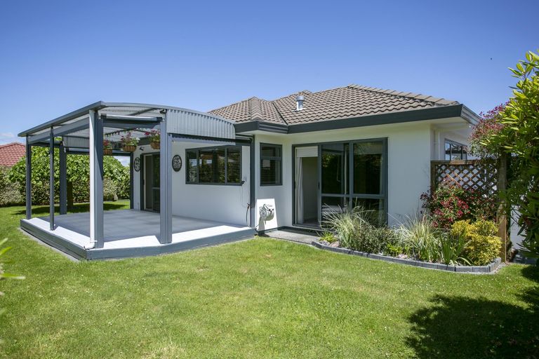 Photo of property in 17 Whetu Place, Nukuhau, Taupo, 3330