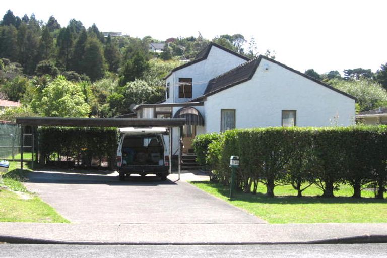 Photo of property in 2/25 Awaruku Road, Torbay, Auckland, 0630