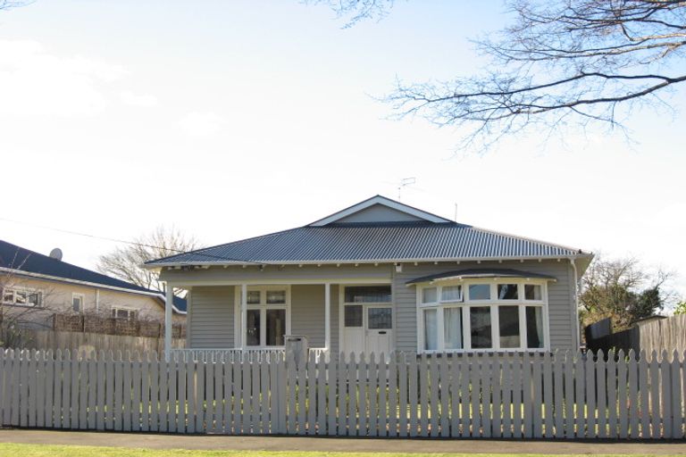 Photo of property in 18 Severn Street, St Albans, Christchurch, 8014