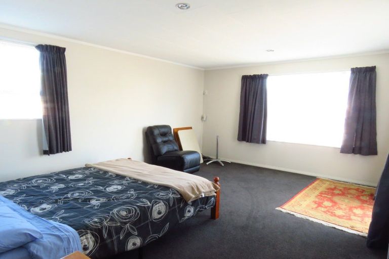 Photo of property in 10 Colvin Street, Westport, 7825