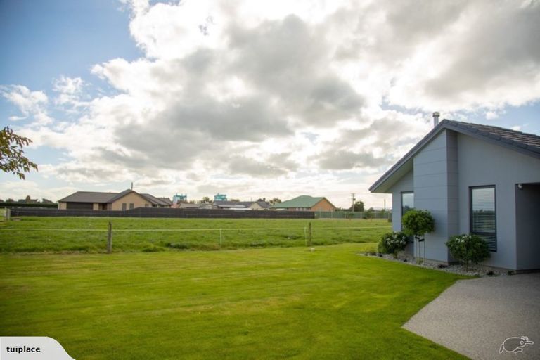 Photo of property in 8 Tui Place, Edendale, Wyndham, 9893