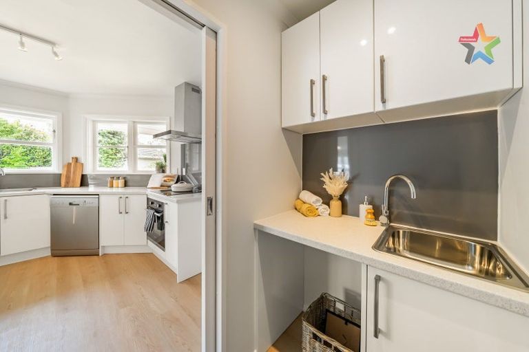 Photo of property in 17 Gordon Street, Avalon, Lower Hutt, 5011