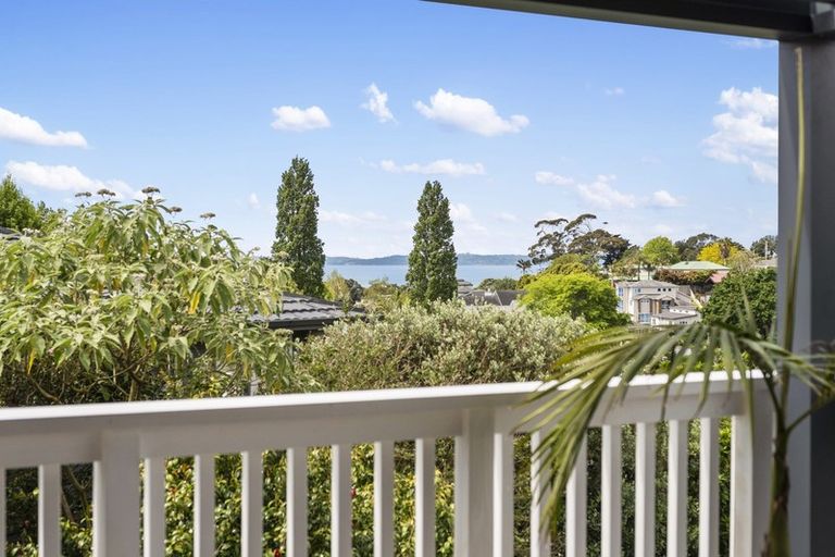 Photo of property in 42a Colmar Road, Mellons Bay, Auckland, 2014