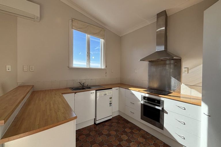 Photo of property in 377 Adelaide Road, Newtown, Wellington, 6021