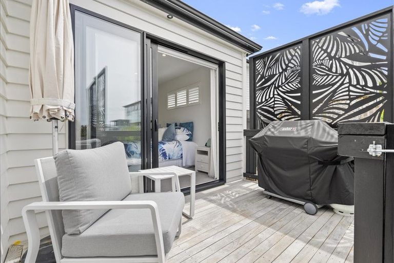 Photo of property in 3 Rockpool Road, Orewa, 0931