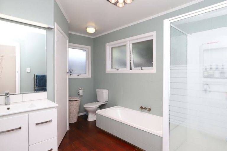 Photo of property in 51a Vardon Road, St Andrews, Hamilton, 3200