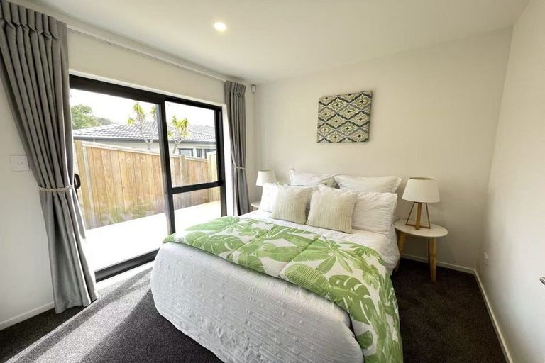 Photo of property in 65a Sunrise Avenue, Murrays Bay, Auckland, 0630