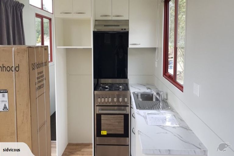 Photo of property in 6 Coey Place, Glen Eden, Auckland, 0602