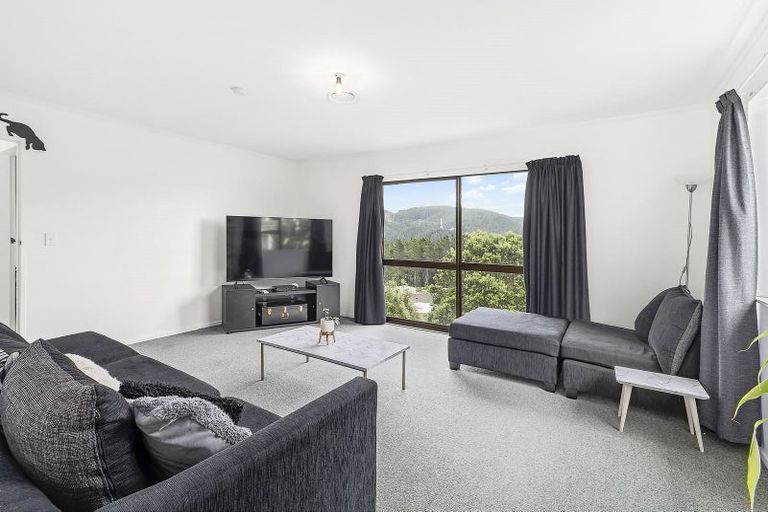 Photo of property in 18 Tobago Crescent, Grenada North, Wellington, 5028