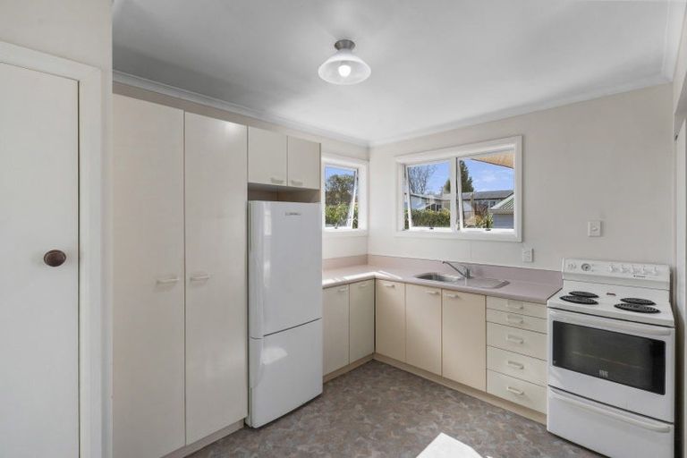 Photo of property in 118 Gillies Avenue, Taupo, 3330