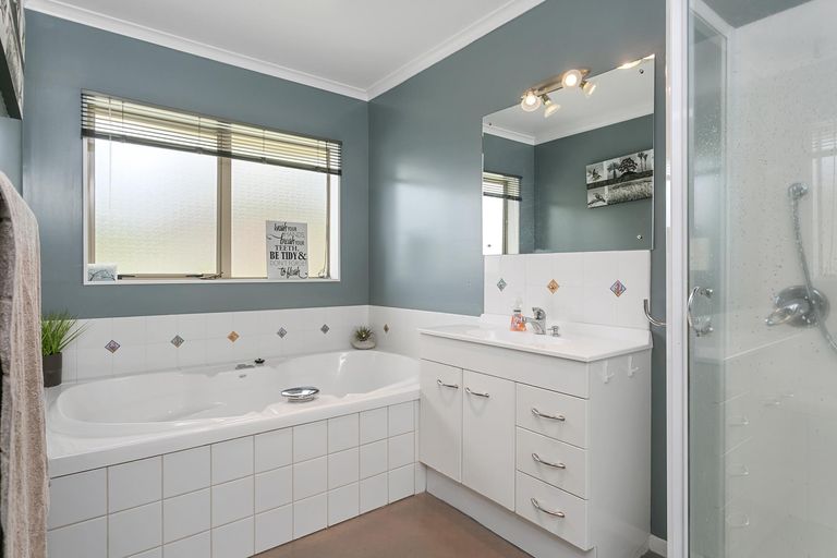 Photo of property in 8 Cedar Way, Morrinsville, 3300