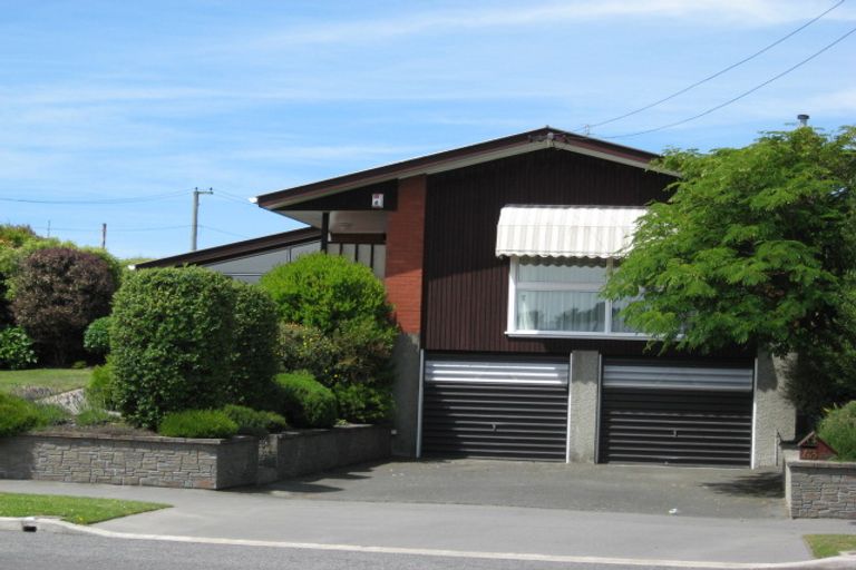 Photo of property in 165 Estuary Road, South New Brighton, Christchurch, 8062