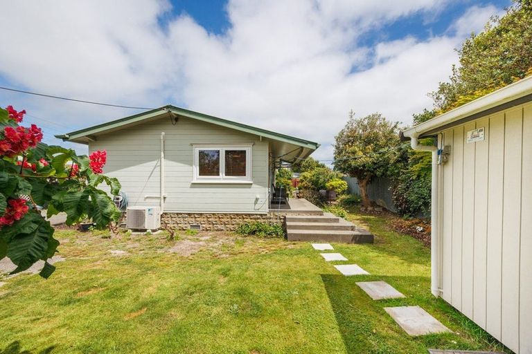 Photo of property in 2 Dalrymple Place, Marton, 4710