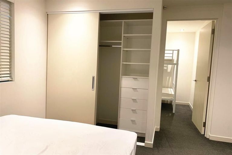 Photo of property in 160 Bleakhouse Road, Mellons Bay, Auckland, 2014